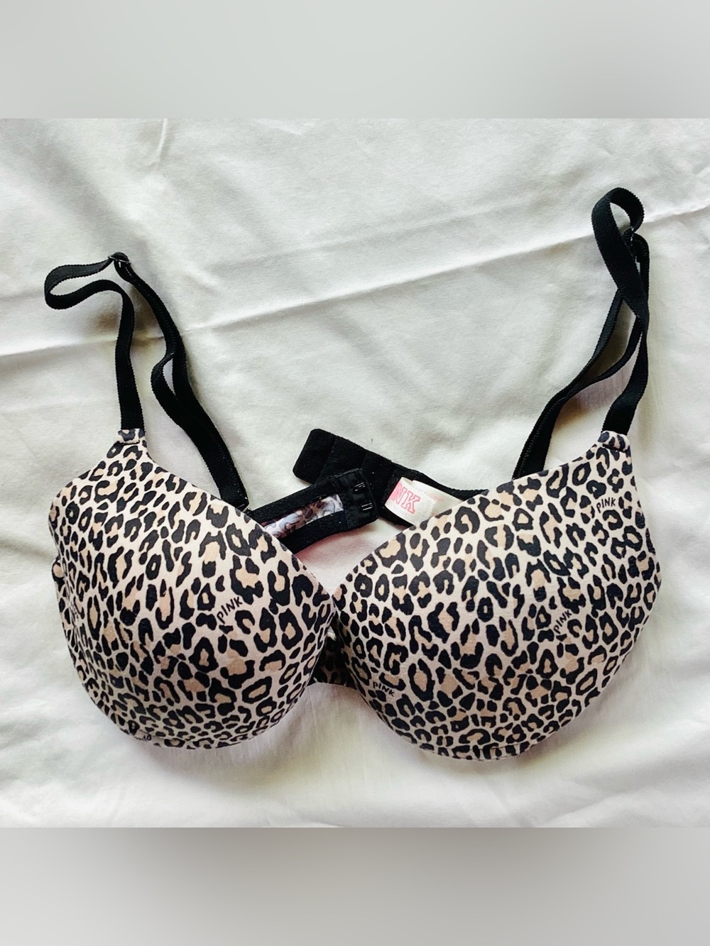 PINK Victorias Secret Bra 34C Wear Everywhere Push-up Leopard Print Underwire